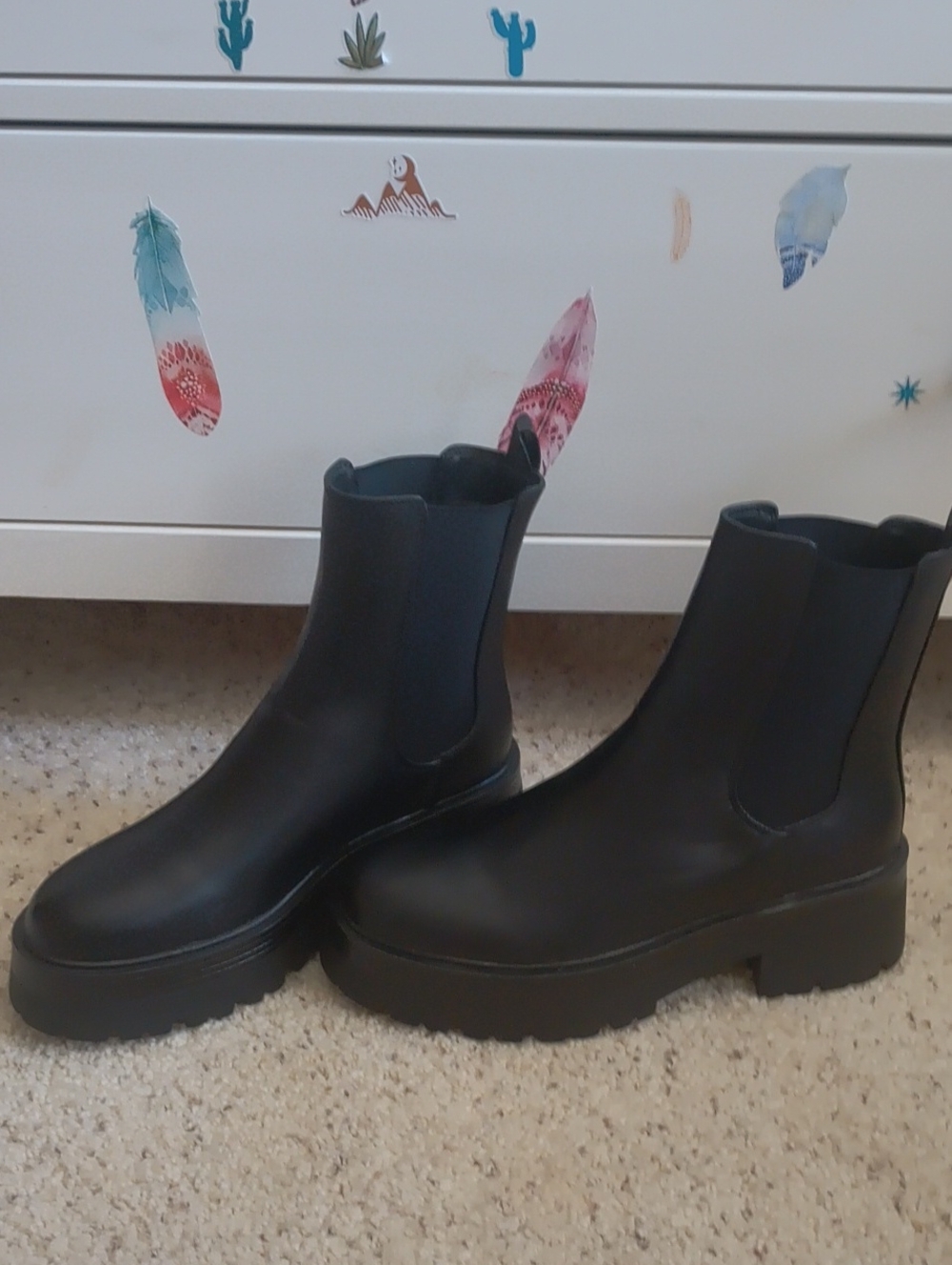 Women's Black Chelsea Lug Sole Ankle Boots